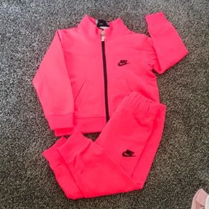 Nike toddler 18 month sweatsuit
